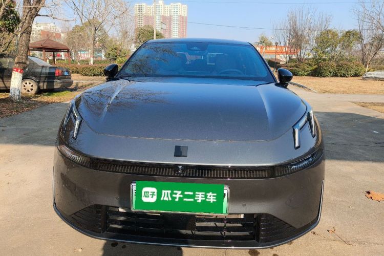 领克07 2024款 EM-P 126长续航 Halo车身外观2