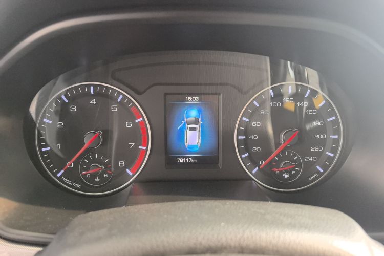 哈弗H6 2018款 蓝标 运动版 1.5T 自动两驱精英型中控内饰14