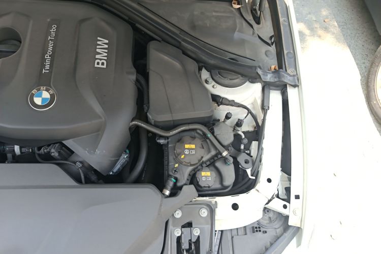 宝马3系 2017款 320Li M运动型局部细节9003