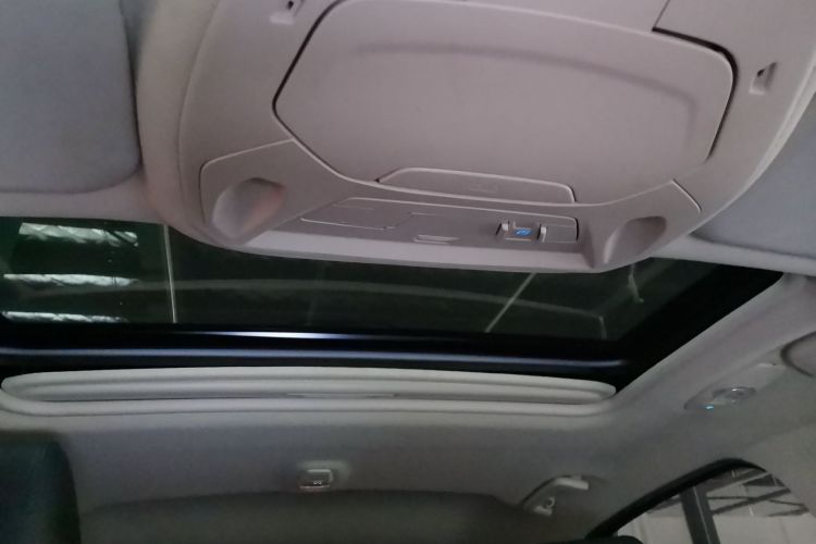 福特 福克斯 2018款 两厢经典 EcoBoost 180 自动精英型中控内饰22