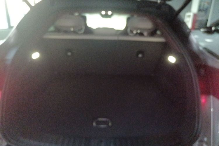 小米汽车 小米YU7 2025款 超长续航高性能四驱Max版机舱底盘23