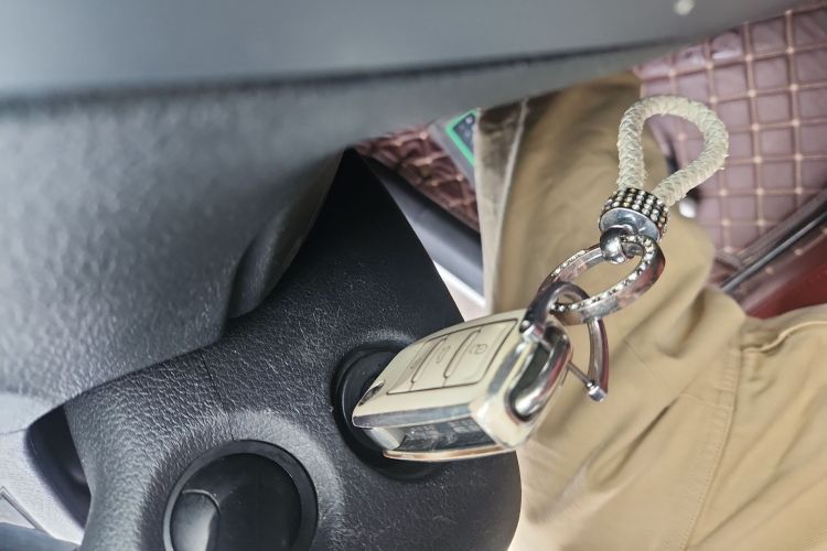 大众 Polo 2016款 1.4L 手动风尚型中控内饰11