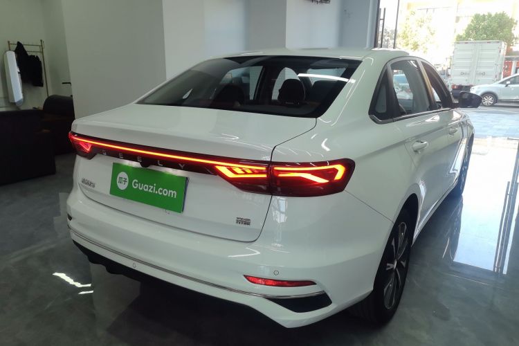 吉利汽车 帝豪 2025款 第4代 1.5L CVT旗舰型车身外观7