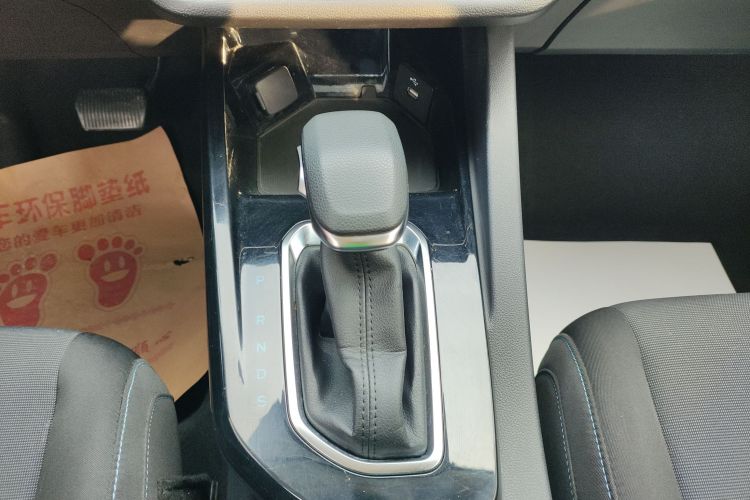 福特 福睿斯 2021款 1.5L 自动黄金版中控内饰18