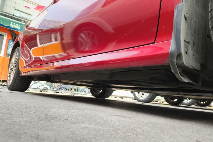 丰田 凯美瑞 2019款 改款 双擎 2.5HQ 旗舰版局部细节9001