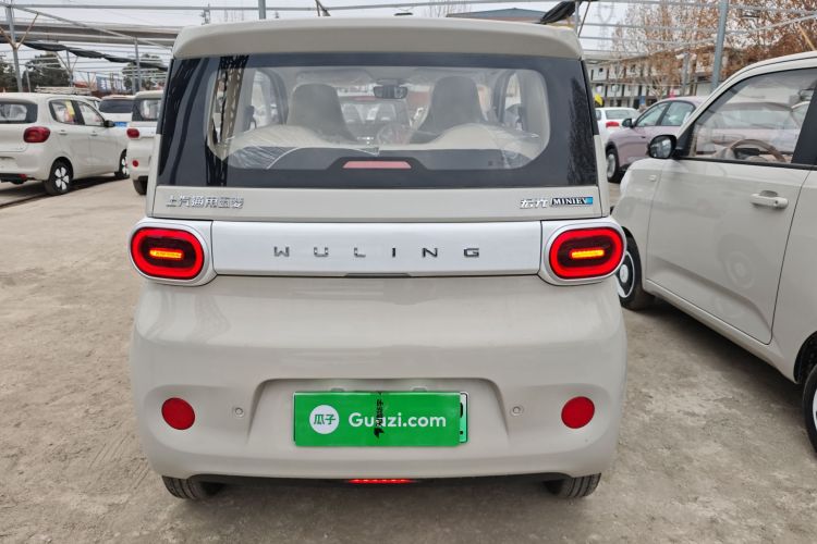 五菱汽车 宏光MINIEV 2024款 第三代 215km 青春版车身外观6004