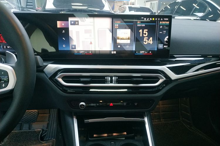 宝马3系 2023款 325Li M运动曜夜套装中控内饰16