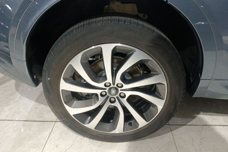 路虎 发现运动版 2022款 249PS R-Dynamic S 性能版 5座车身外观6008