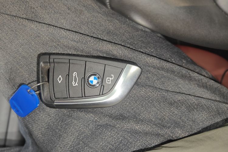 宝马4系 2022款 425i M运动套装中控内饰7001