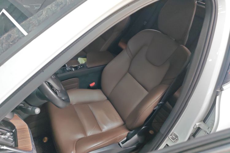 沃尔沃XC60 2021款 T5 四驱智远豪华版中控内饰19