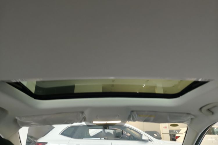 荣威i5 2023款 1.5L CVT豪华版中控内饰22