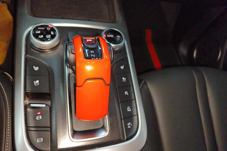 坦克300 2024款 2.0T 穿越者局部细节18