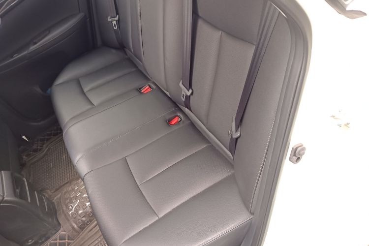 日产 轩逸 2021款 经典 1.6XL 手动豪华版中控内饰21