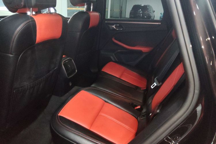 保时捷 2018款 Macan 2.0T中控内饰21