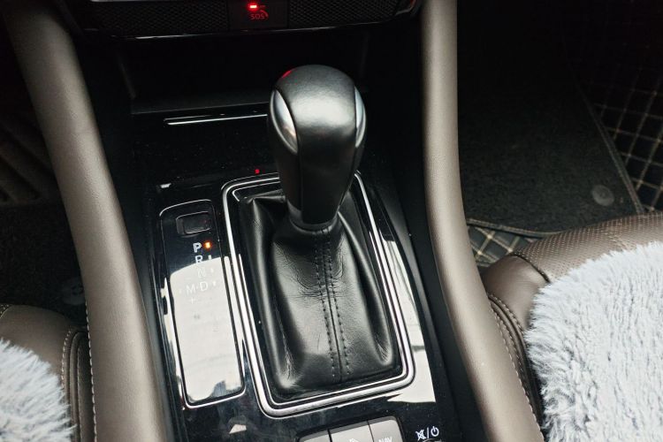 马自达 阿特兹 2020款 2.5L 蓝天尊崇版中控内饰18