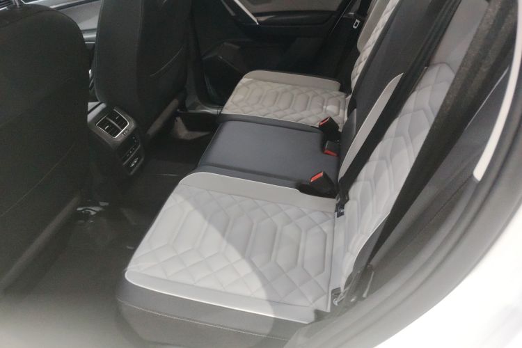 大众 探岳 2023款 330TSI 两驱豪华Plus进阶版中控内饰7004