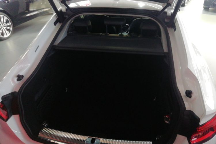 奥迪A5 2017款 Sportback 40 TFSI 时尚型机舱底盘23