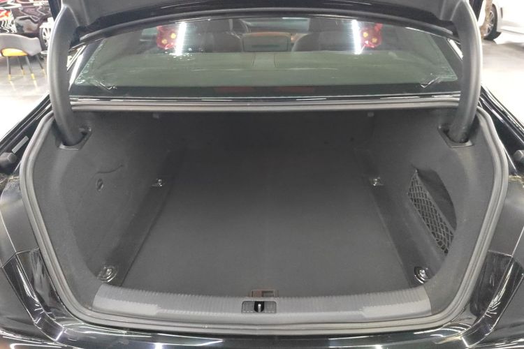 奥迪A6L 2016款 45 TFSI quattro 运动型局部细节23