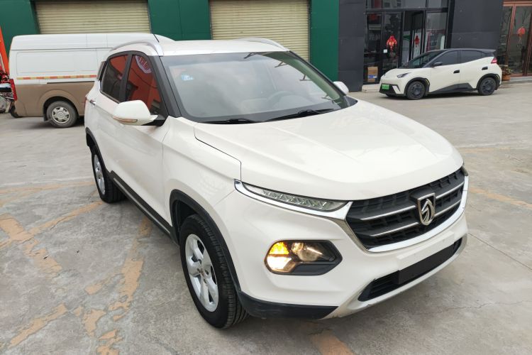 宝骏510 2017款 1.5L 自动时尚型车身外观3