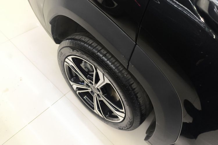 吉利银河 银河L7 2023款 1.5T 115km MAX车身外观6008