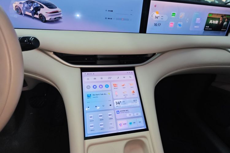 智己汽车 智己LS6 2025款 长续航灵蜥智享版局部细节16