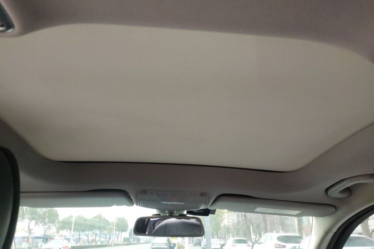 奔驰C级 2016款 C 200 L 运动型中控内饰22