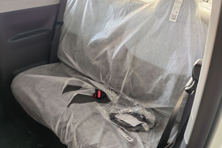 吉利银河 2024款 熊猫mini 200km 耐力熊中控内饰7004