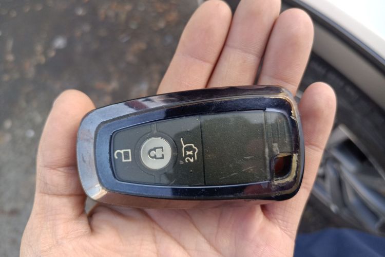 福特 探险者 2023款 EcoBoost 285 四驱钛金版 7座中控内饰11