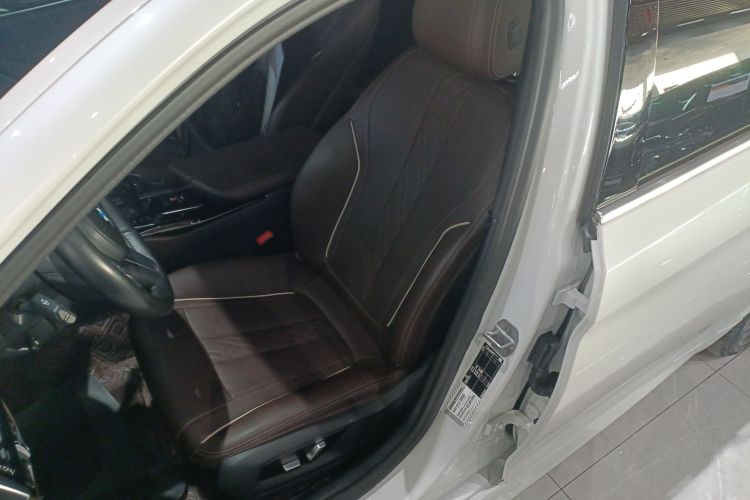 宝马5系 2022款 改款二 525Li M运动套装局部细节19