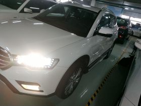 哈弗H6 Coupe 2015款 蓝标 2.0T 自动两驱尊贵型