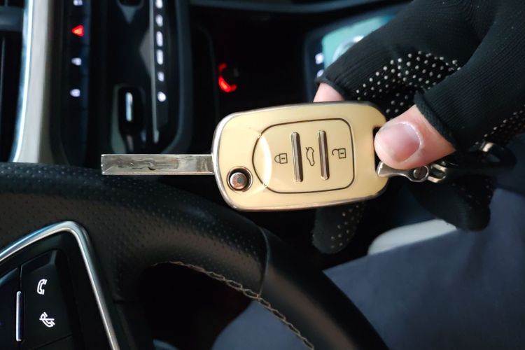 宝骏360 2018款 1.5L 自动豪华型 国V中控内饰7001