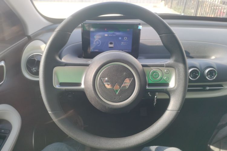 五菱汽车 五菱缤果 2023款 203km 轻享款局部细节13