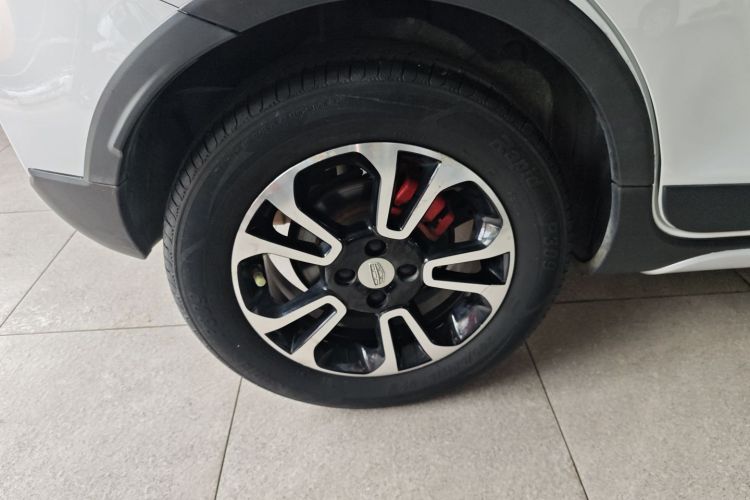 吉利汽车 远景X3 2017款 1.5L 自动尊贵型车身外观6008