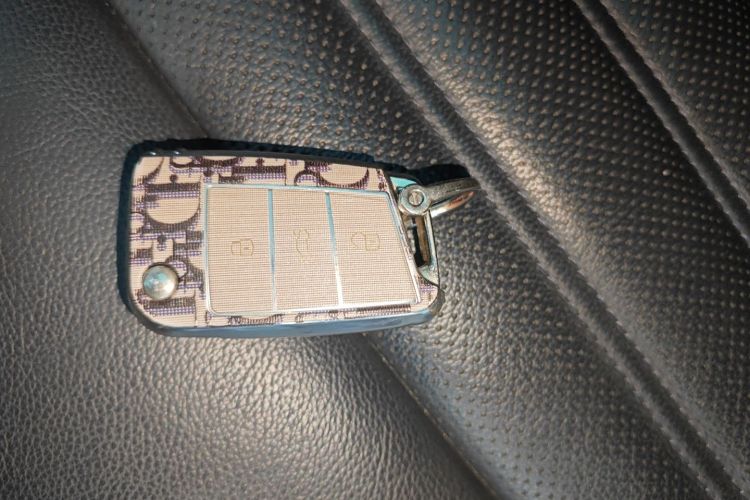 大众 凌渡 2021款 280TSI DSG豪华魅影版中控内饰11