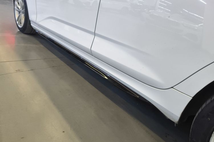 凯迪拉克CT4 2021款 28T 风尚型局部细节9002