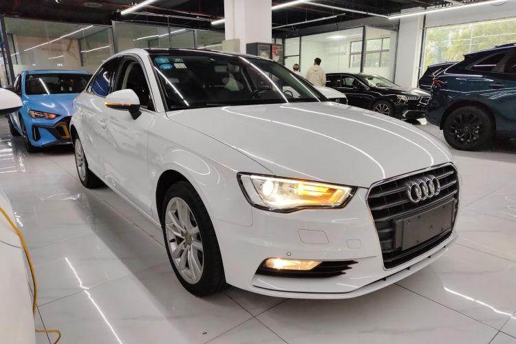 奥迪A3 2015款 Limousine 35 TFSI 百万纪念舒享型车身外观6002