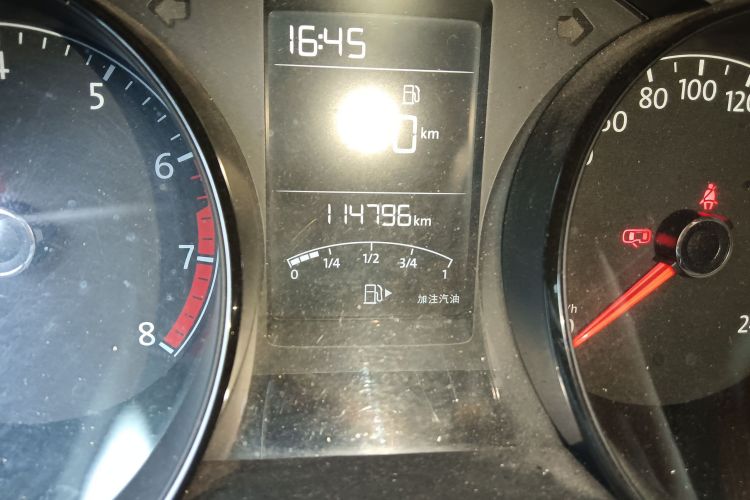 大众 朗逸 2017款 1.6L 手动风尚版中控内饰15