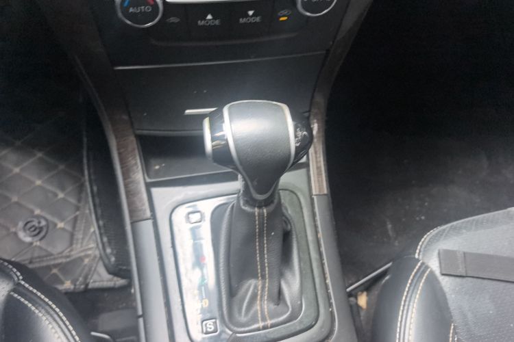 北汽幻速S6 2017款 1.5T CVT畅享型局部细节18