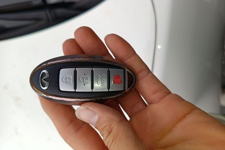 英菲尼迪G系 2013款 G25 Sedan 豪华运动版中控内饰11