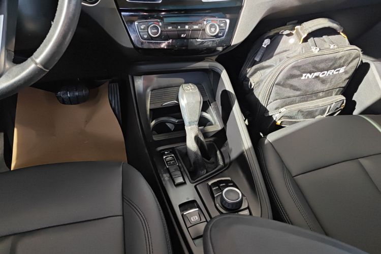 宝马X1 2019款 sDrive20Li 领先型局部细节18