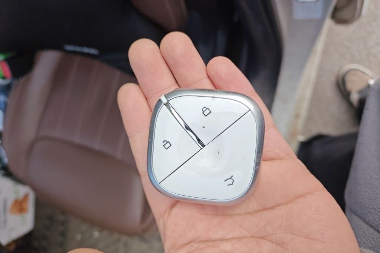 五菱汽车 五菱缤果 2024款 333km 悦享款中控内饰11