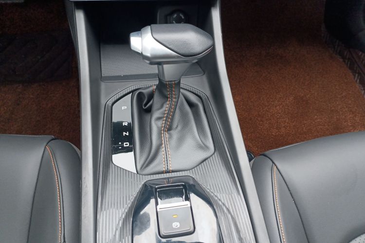 东风风神 奕炫 2025款 1.5L 自动豪华型中控内饰18