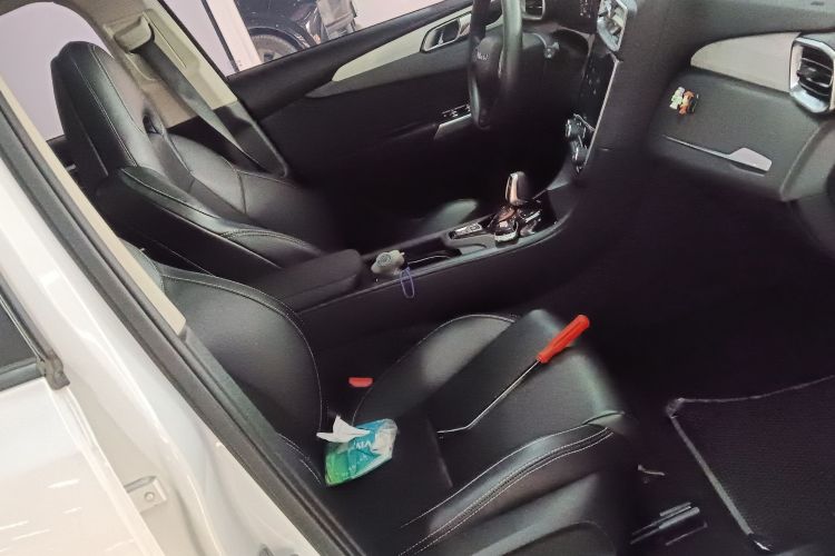 领克01 2019款 2.0T 两驱纯版 国VI局部细节41