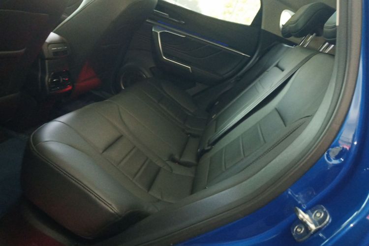 魏牌 VV5 2017款 2.0T 超豪型中控内饰21