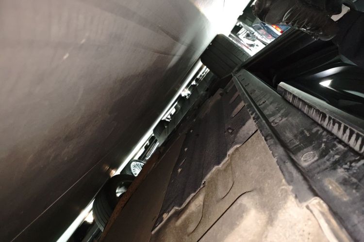 理想汽车 理想ONE 2021款 增程6座版局部细节9002