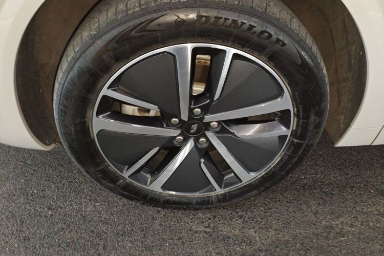 理想汽车 理想L6 2024款 Pro车身外观6001