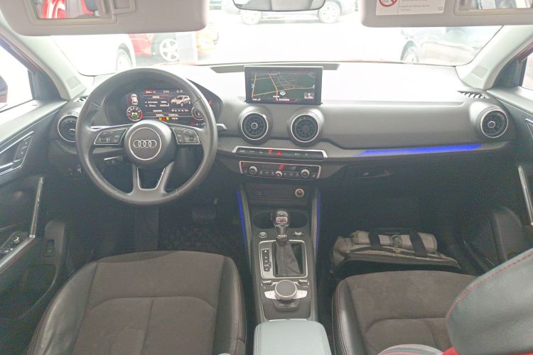 奥迪Q2L 2018款 35 TFSI 时尚动感型 国V中控内饰12