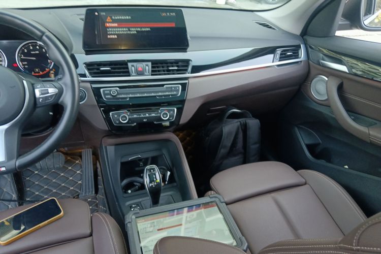 宝马X1 2022款 sDrive25Li 领先型中控内饰16