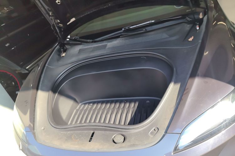 特斯拉 Model 3 2023款 后轮驱动版机舱底盘24