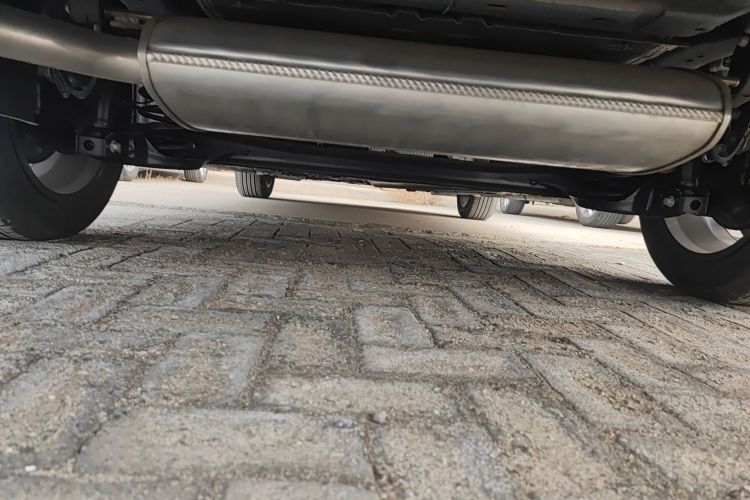 吉利汽车 帝豪 2026款 第4代 400万纪念款 1.5L 手动超越型局部细节9009